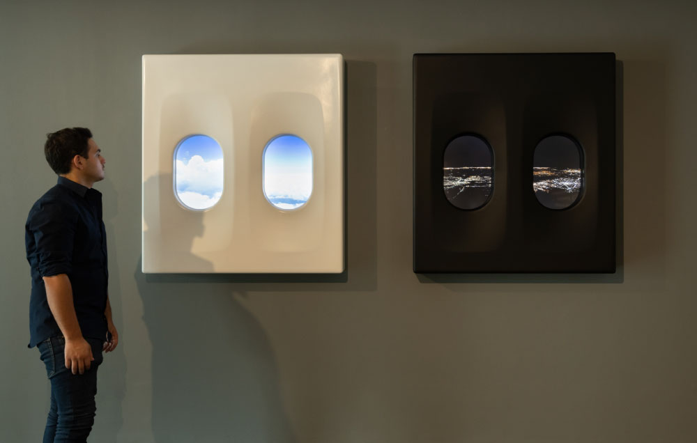 Imagen de las videoinstalaciones El avión y Night Flight