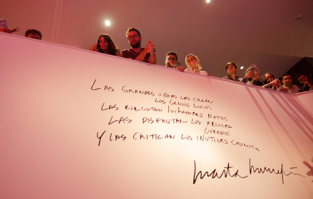 Marta Minujín presenta Pasaporte a lo Imposible en Casa Naranja 02