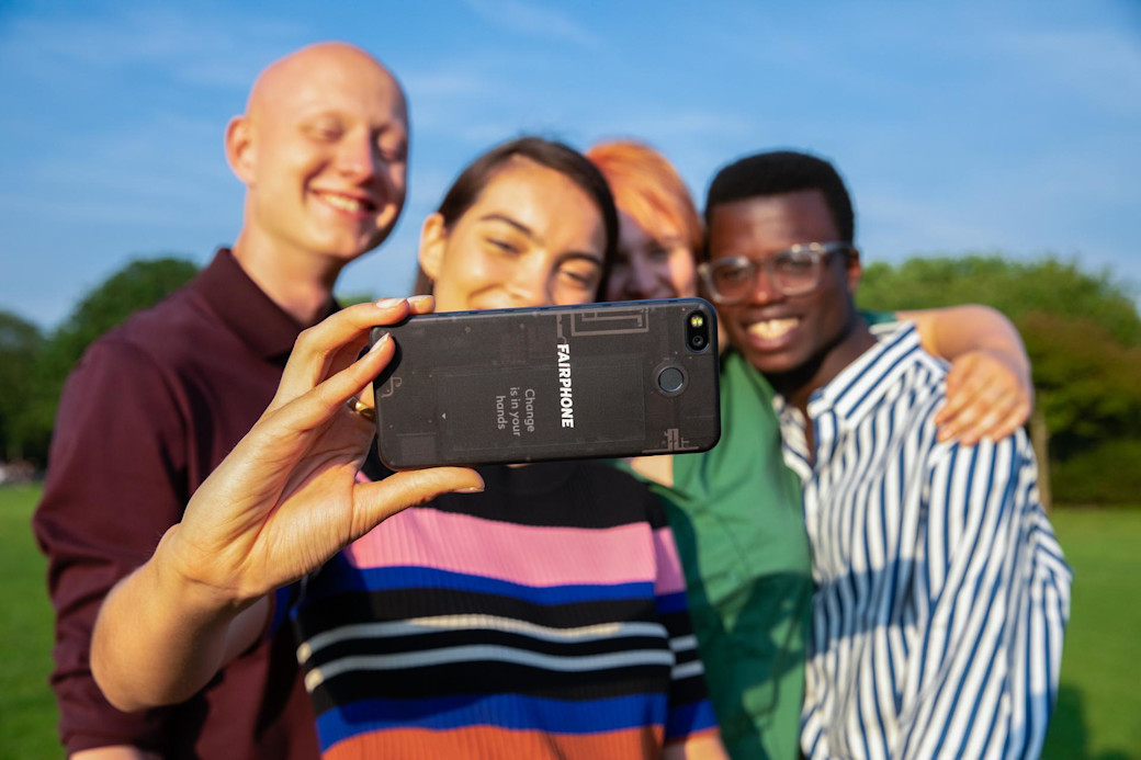 Fairphone Gruppenselfie