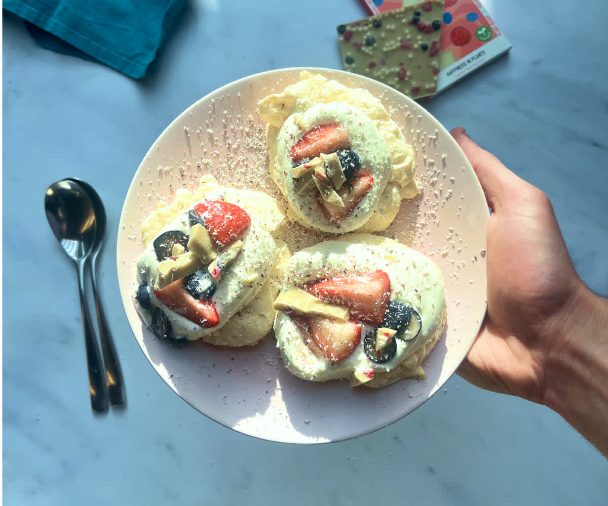 Vegan Berries Pavlova with White Chocolate Cream