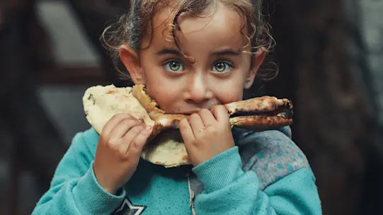 Give emergency aid in Palestine