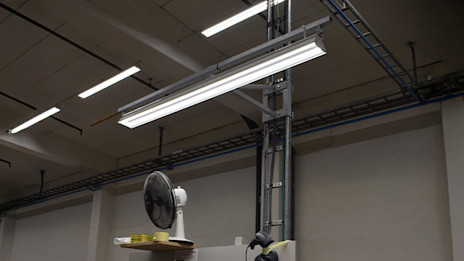 Effektiv og moderne belysning for industrien – fra Aneta Lighting