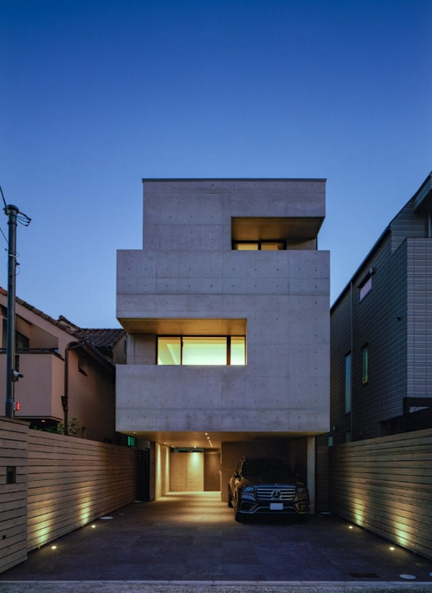 11 茶屋之町 北側外観夕景(アルバム採用)