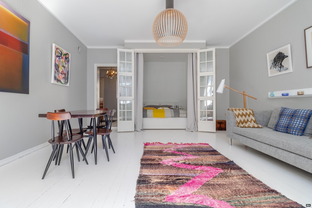 töölönkatu 19 – living room bed