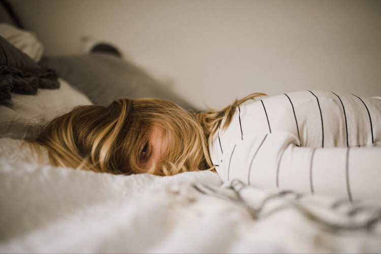 A woman who needs to find the right CPAP machine.