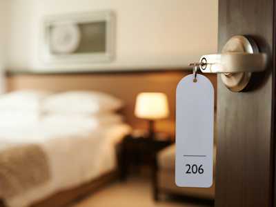 pros and cons of hotel rooms