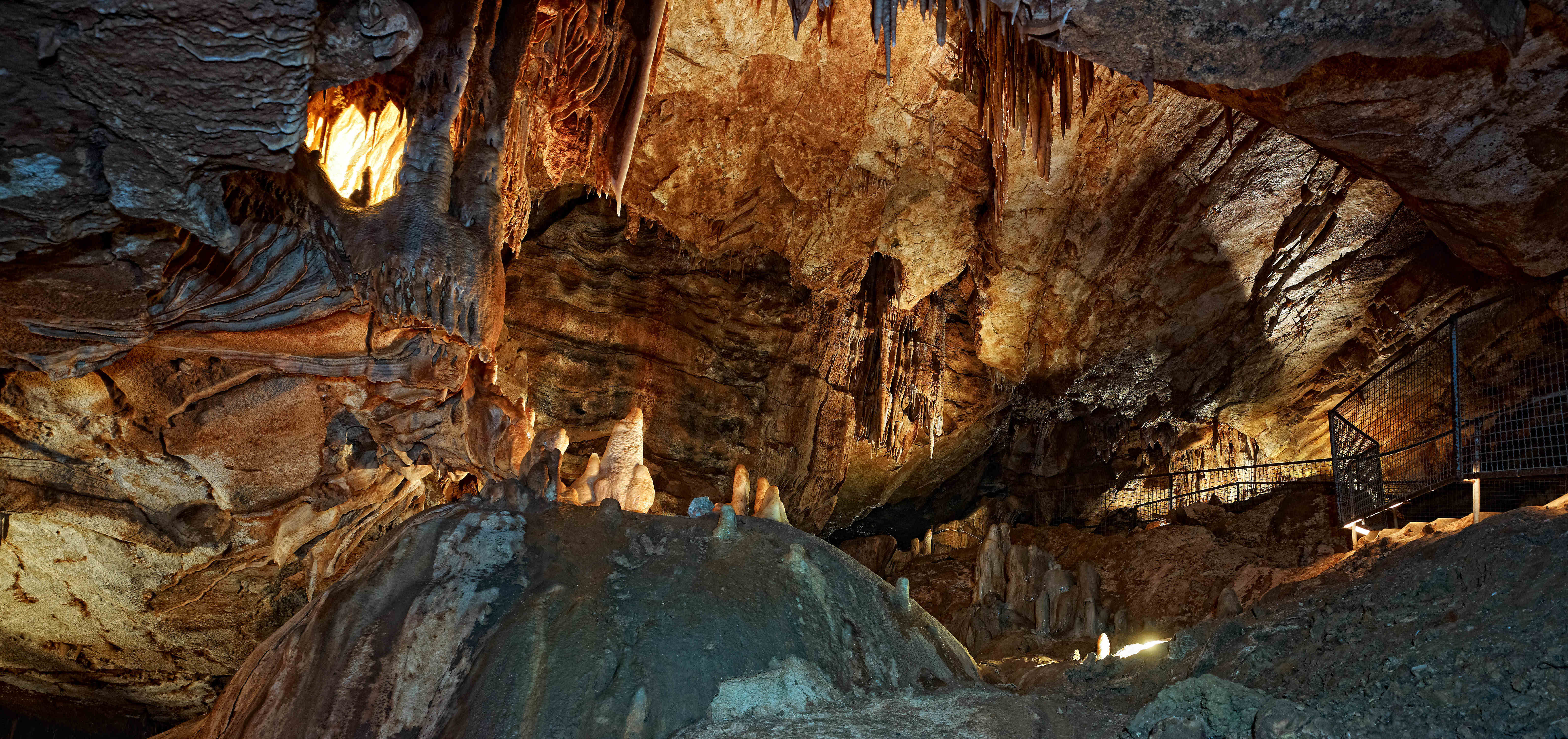 Grottes de Lacave, dans la vallée de la Dordogne.