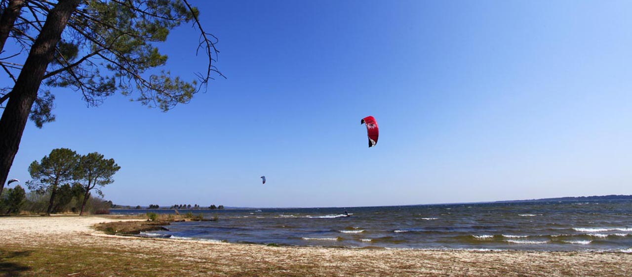 Naturisme sur les plages du littoral de la Nouvelle-Aquitaine Naturisme sur les plages du littoral de la Nouvelle-Aquitaine