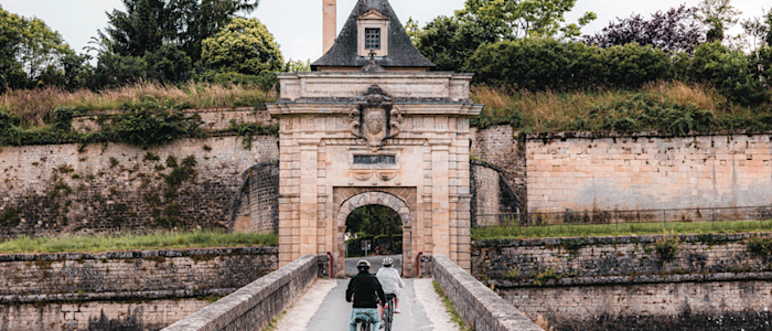 Canal des 2 Mers, entrée de la Citadelle de Blaye