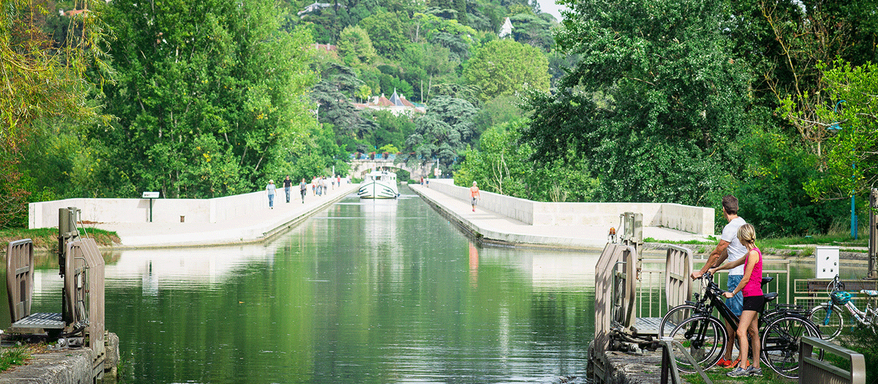 Pont Canal d'Agen Pont Canal d'Agen