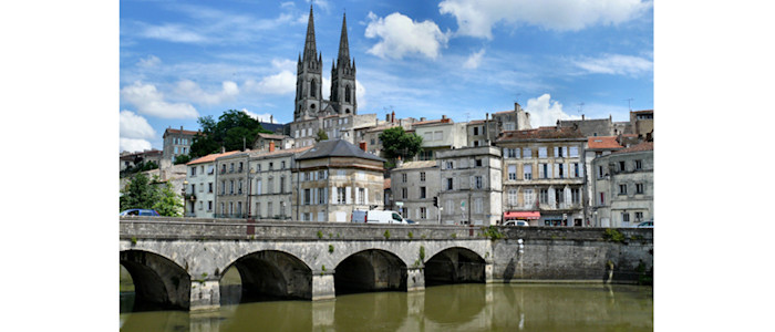 Panorama Niort-wikipedia 800x350