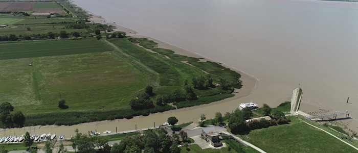 DJI 0050 (1) credit CDCHS-1280 (1)