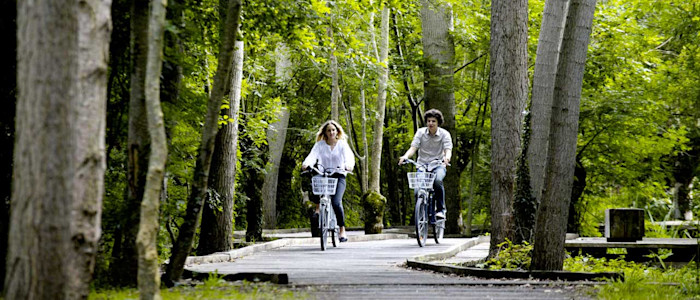 Promenade à vélo electrique à La Garette-Sansais dans le Marais Poitevin