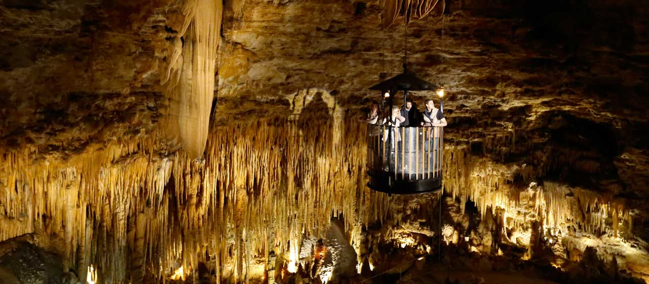 gouffre de proumeyssac, perigord gouffre de proumeyssac, perigord