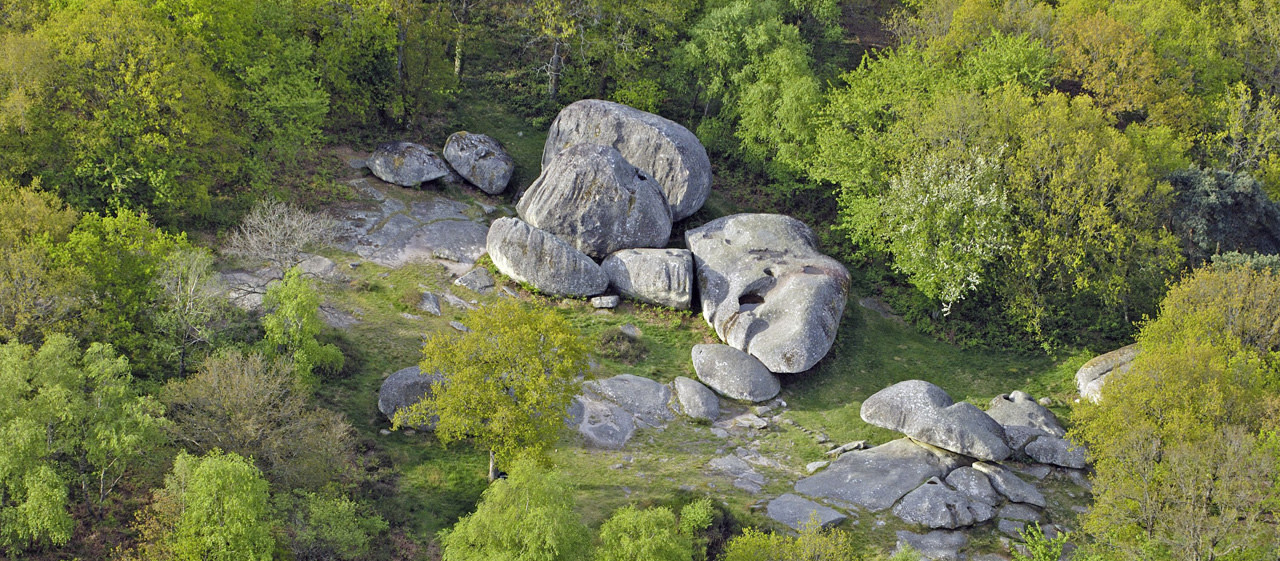 Pierre Jaumâtres à Toulx-Sainte-Croix - Vue ciel Pierre Jaumâtres à Toulx-Sainte-Croix - Vue ciel