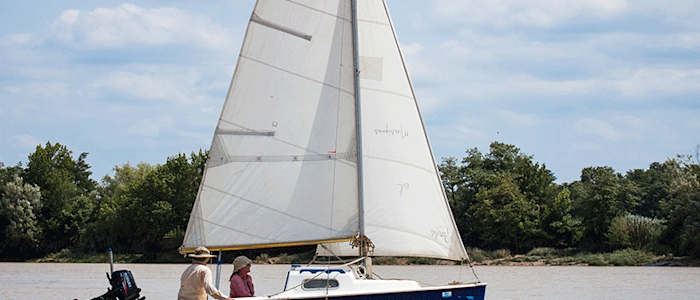 Voile sur l'estuaire de la Garonne