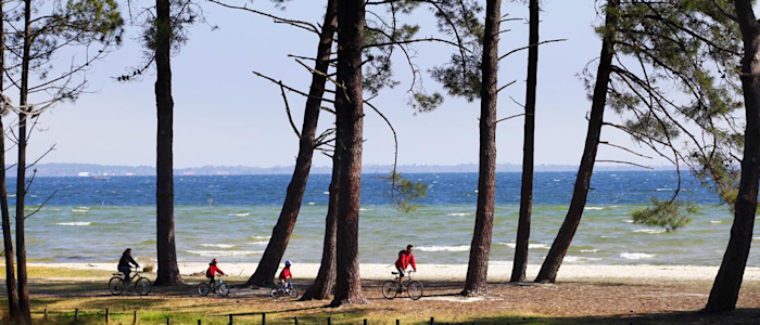 Balade en vélo le long de la plage de Biscarosse