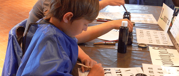 Château de Bourdeilles - atelier calligraphie