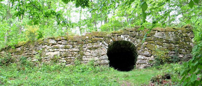 Photo 3 - loges de bergers - ©NaturePatrimoine-montsdambazac-800