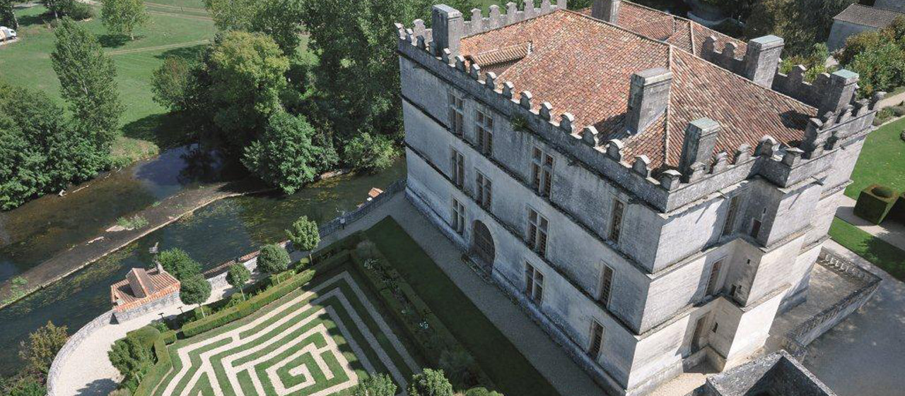Château de Bourdeilles Château de Bourdeilles
