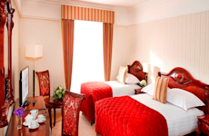 Red Cow Moran Hotel