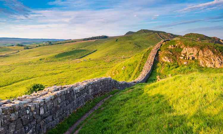 Hadrian's Wall - Jedburgh - Edinburgh