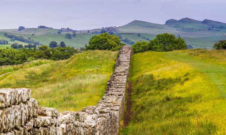 Hadrian's Wall - Jedburgh - Edinburgh