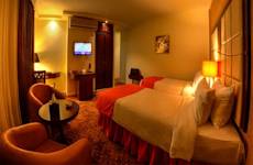 Meneur Hotel