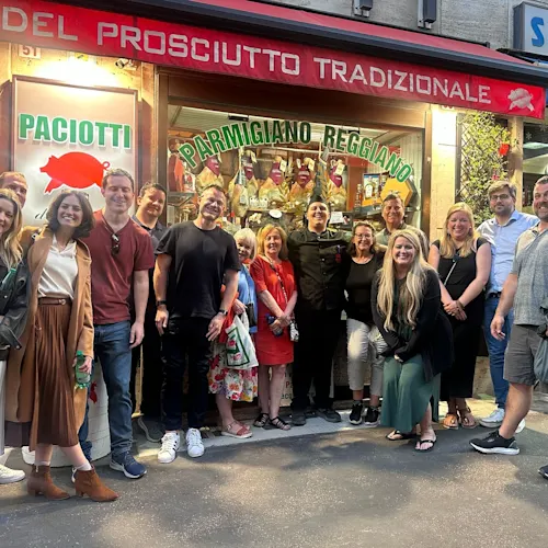 romeingwithsteph-stephanie-weber-tour-leader-travel-tips-group