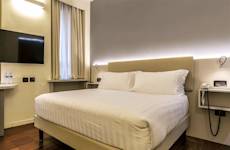 43 Station Hotel
