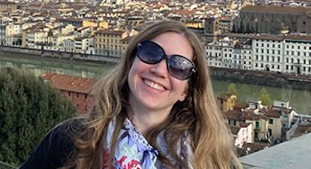 dora-expat-explore-tour-leader-2026