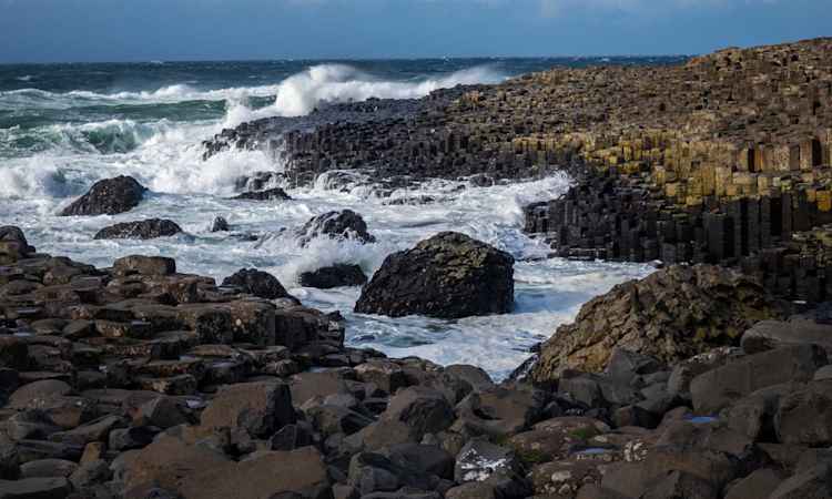 Derry/Londonderry - Giant's Causeway - Belfast