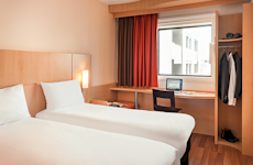 Hotel ibis Paris La Défense Centre