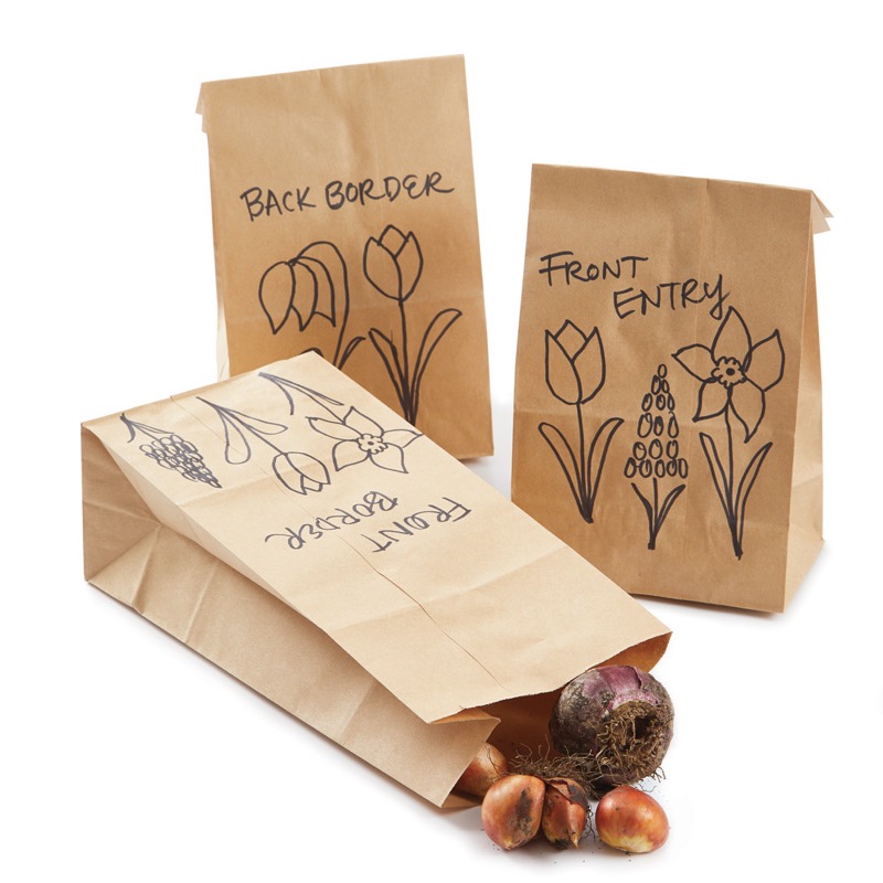 GG161 Tips 4: Make bulb planting a breeze with this tip: Just grab your premixed bag, head to the garden and plant them in!