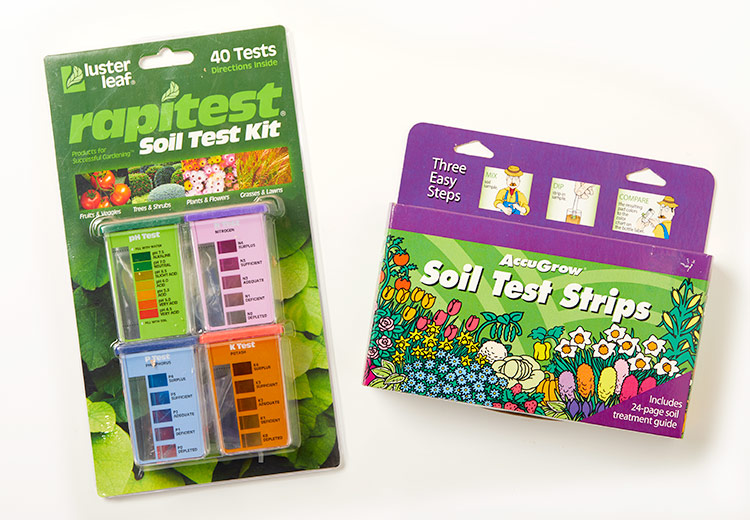 Soil test for the garden: Home test kits can help you determine what your soil's pH is with just a few simple steps.