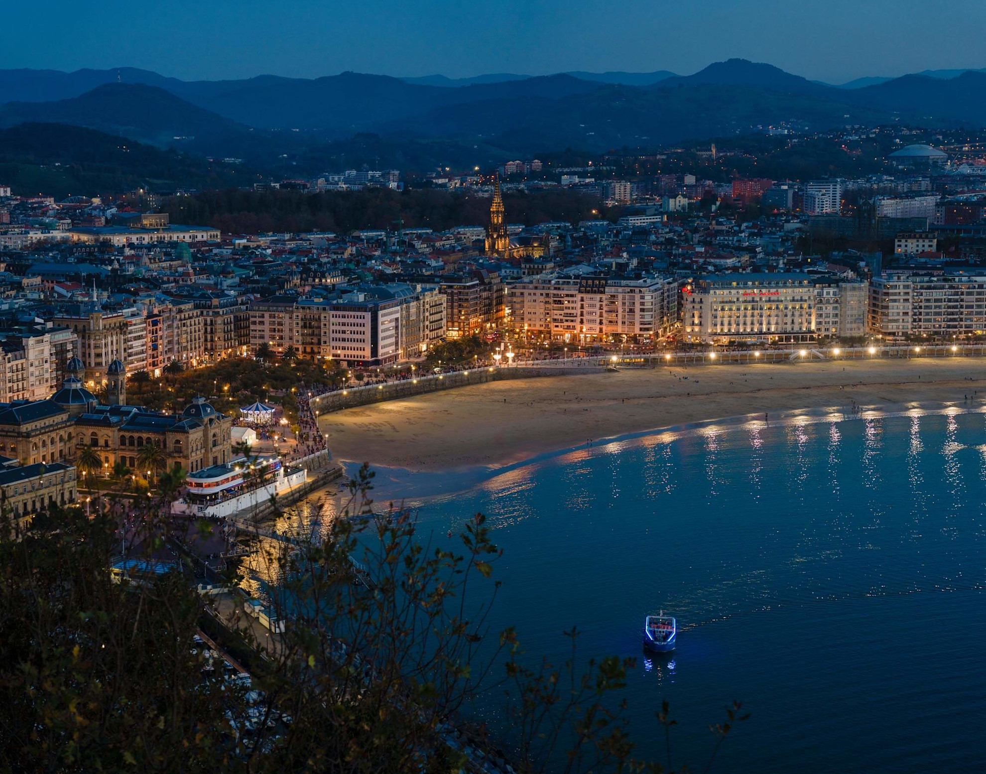 Witness the twinkling lights of San Sebastián's Old Town
