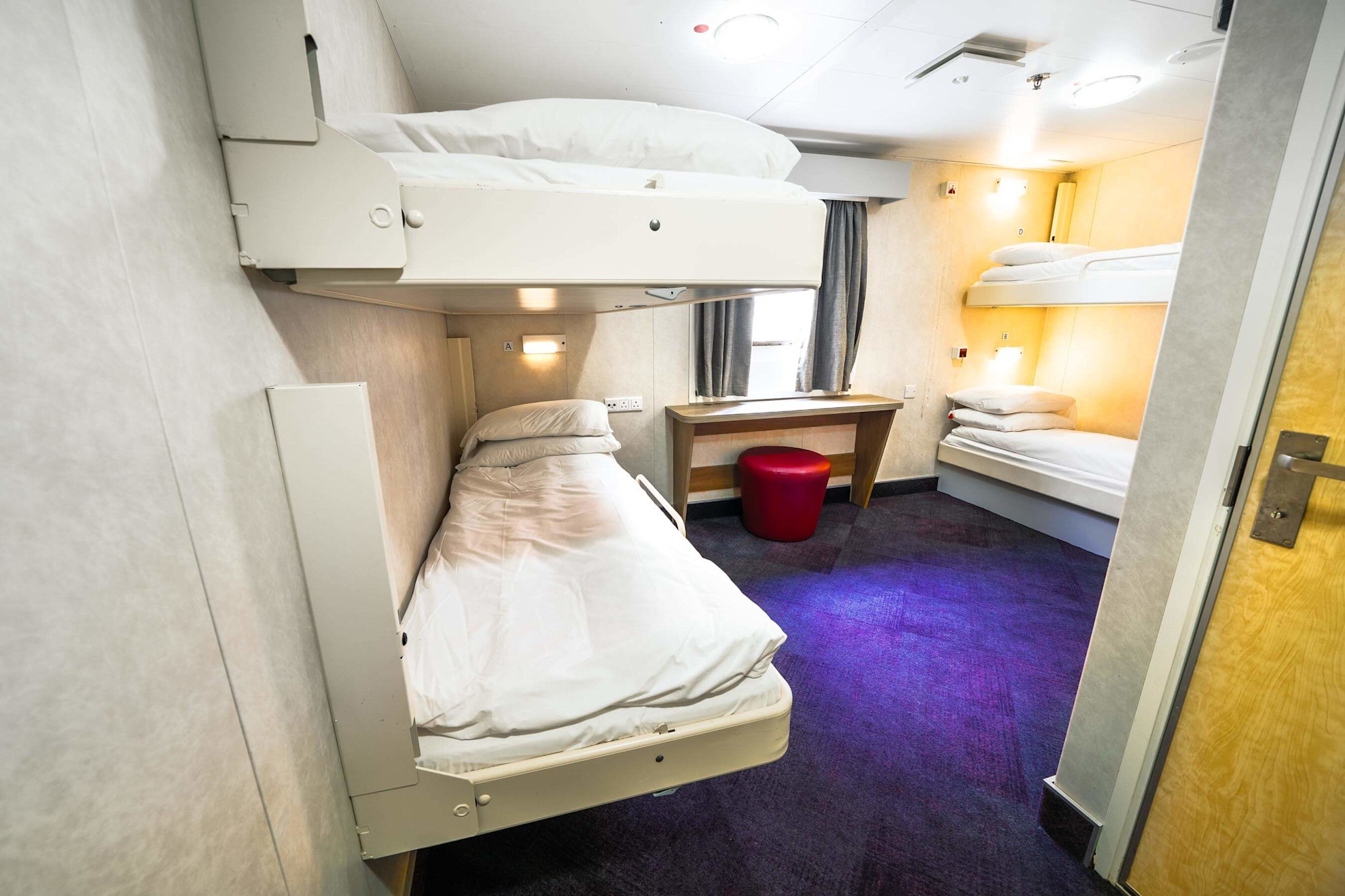 Brittany Ferries 澳洲幸运10十168体彩开奖网 Guernsey Islander 4 Berth Accessible Standard Cabin