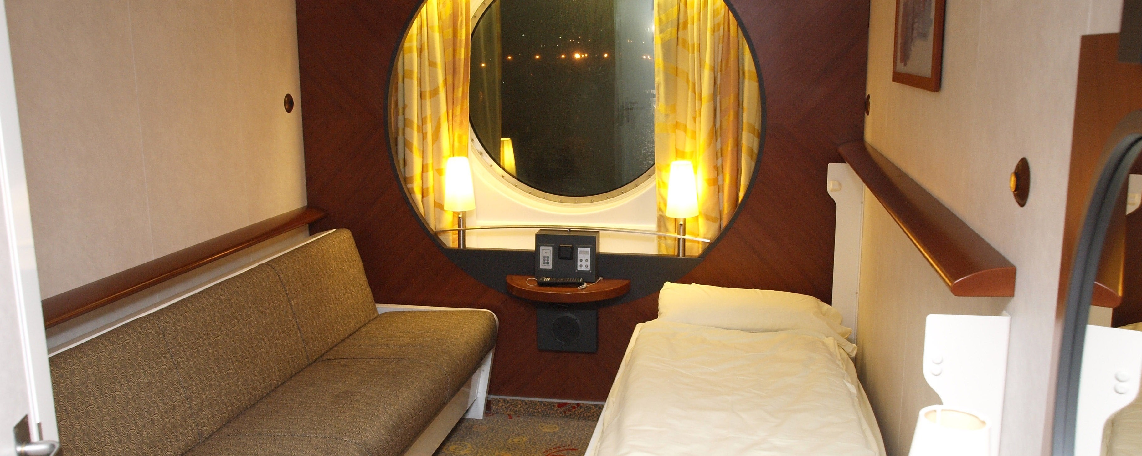 Outside large 2 berth/ 4 berth cabin on board Pont-Aven