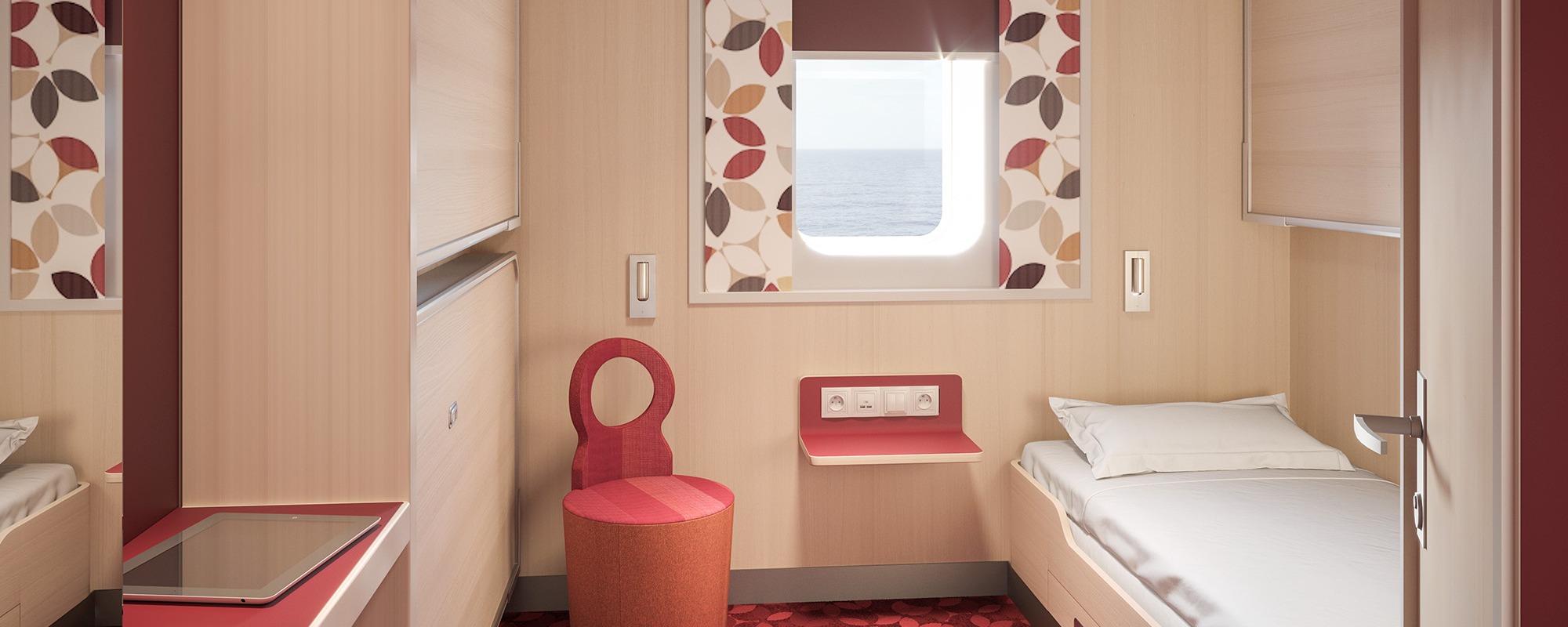 Cabine Club 4 couchettes avec hublot. Douche/WC. TV