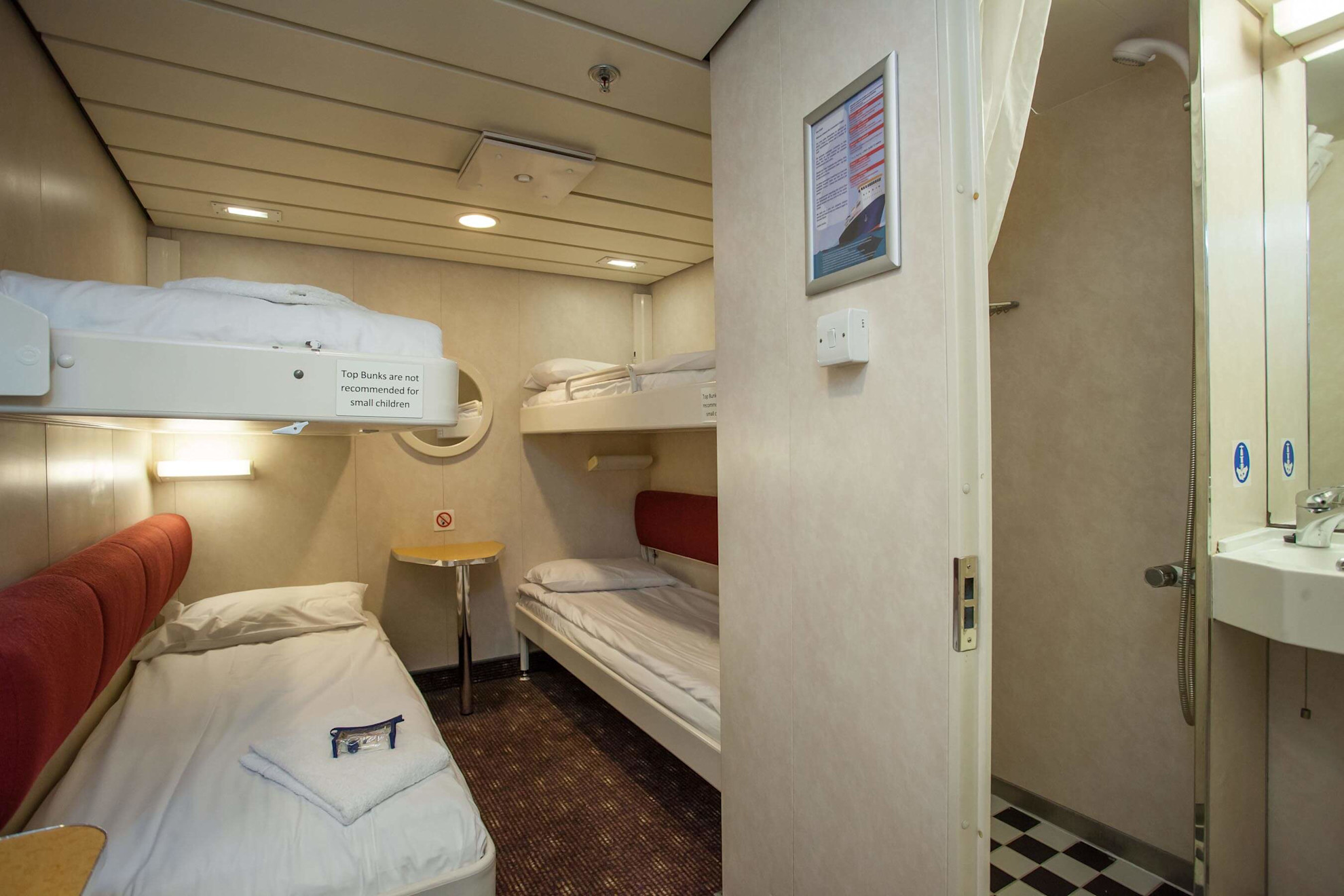 Commodore Clipper four-berth inside cabin