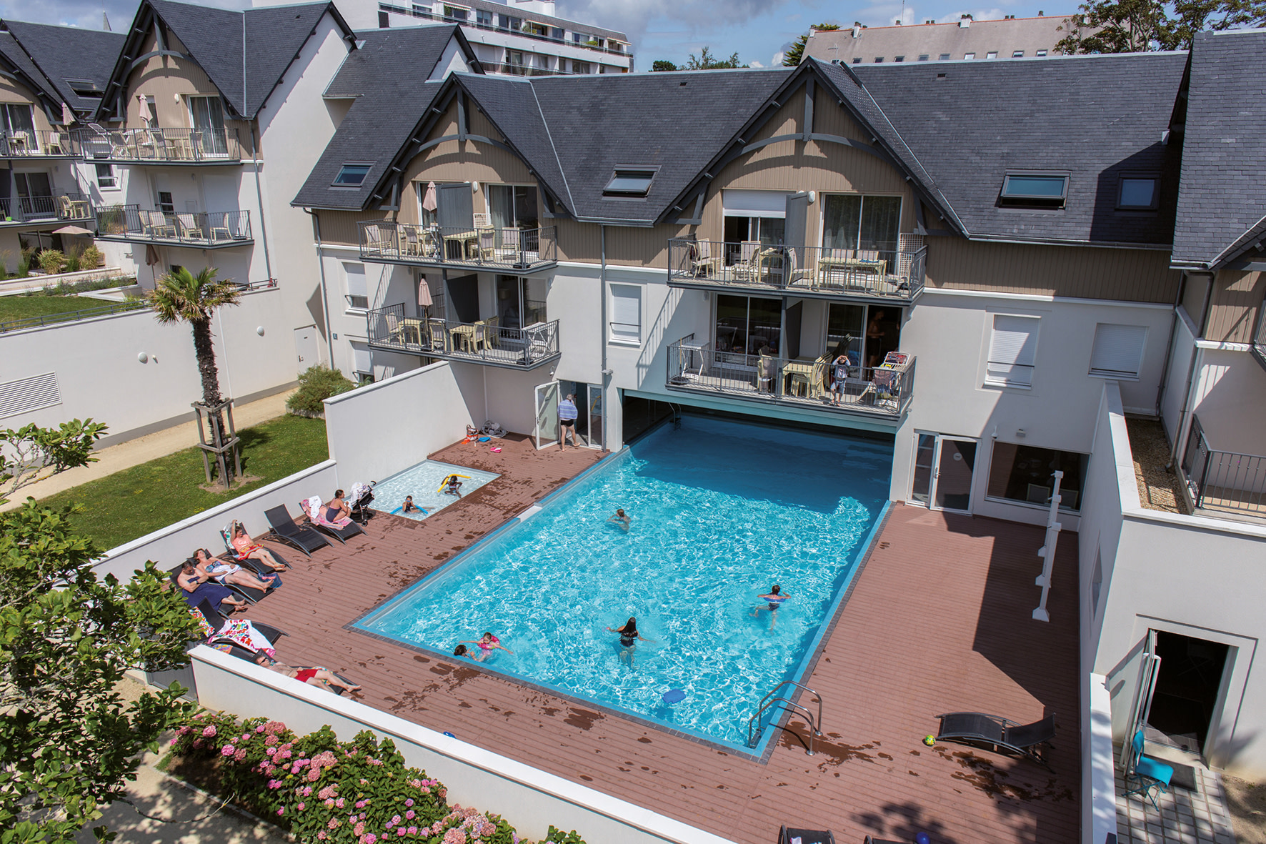 Outdoor swimming pool