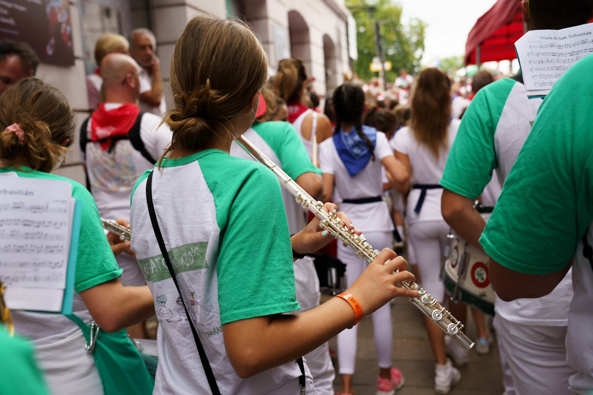 Traditional flute in the parade of the bandas during the Fêtes de Bayonne