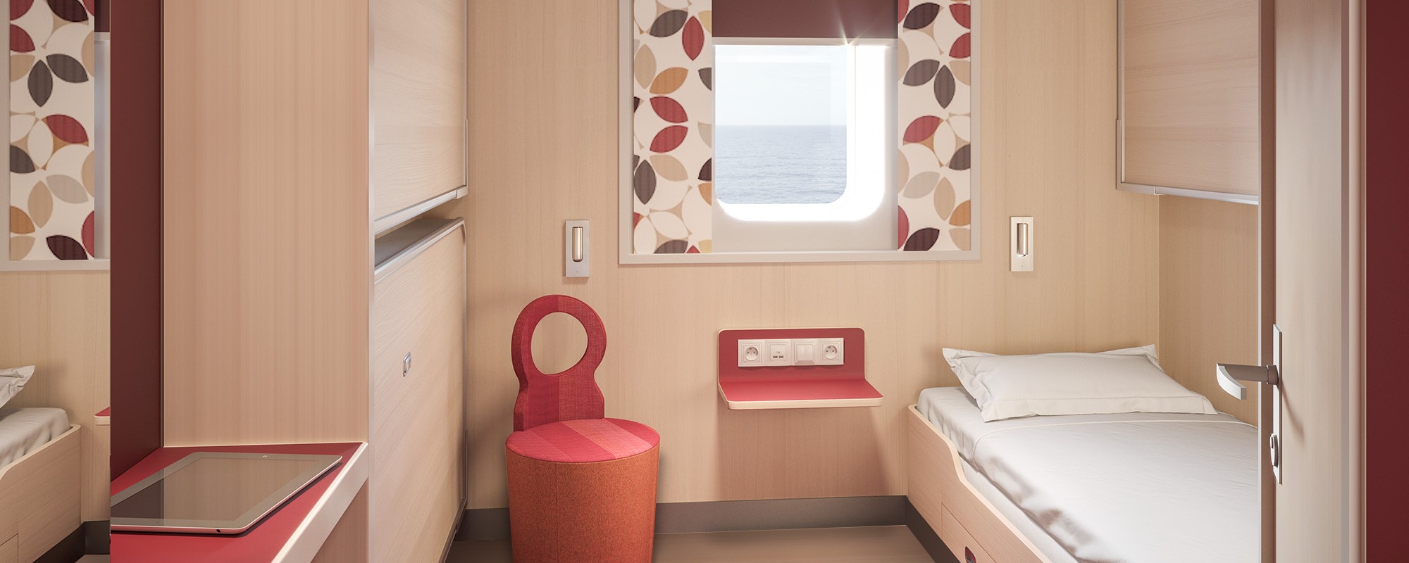 Cabine 2 à 4 couchettes avec douche/wc et hublot, équipée pour animal de compagnie