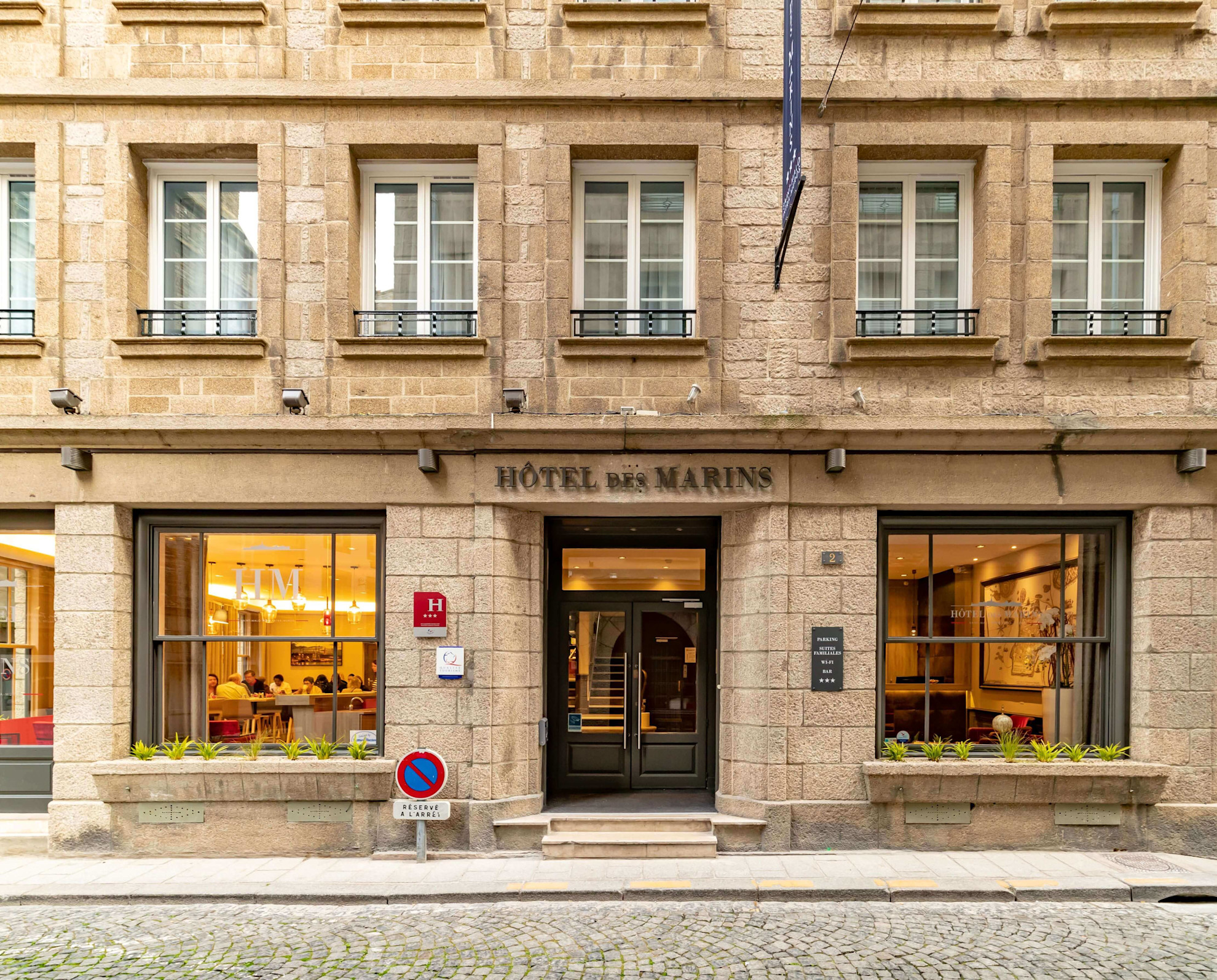 Hôtel des Marins, Saint Malo (HF2771)