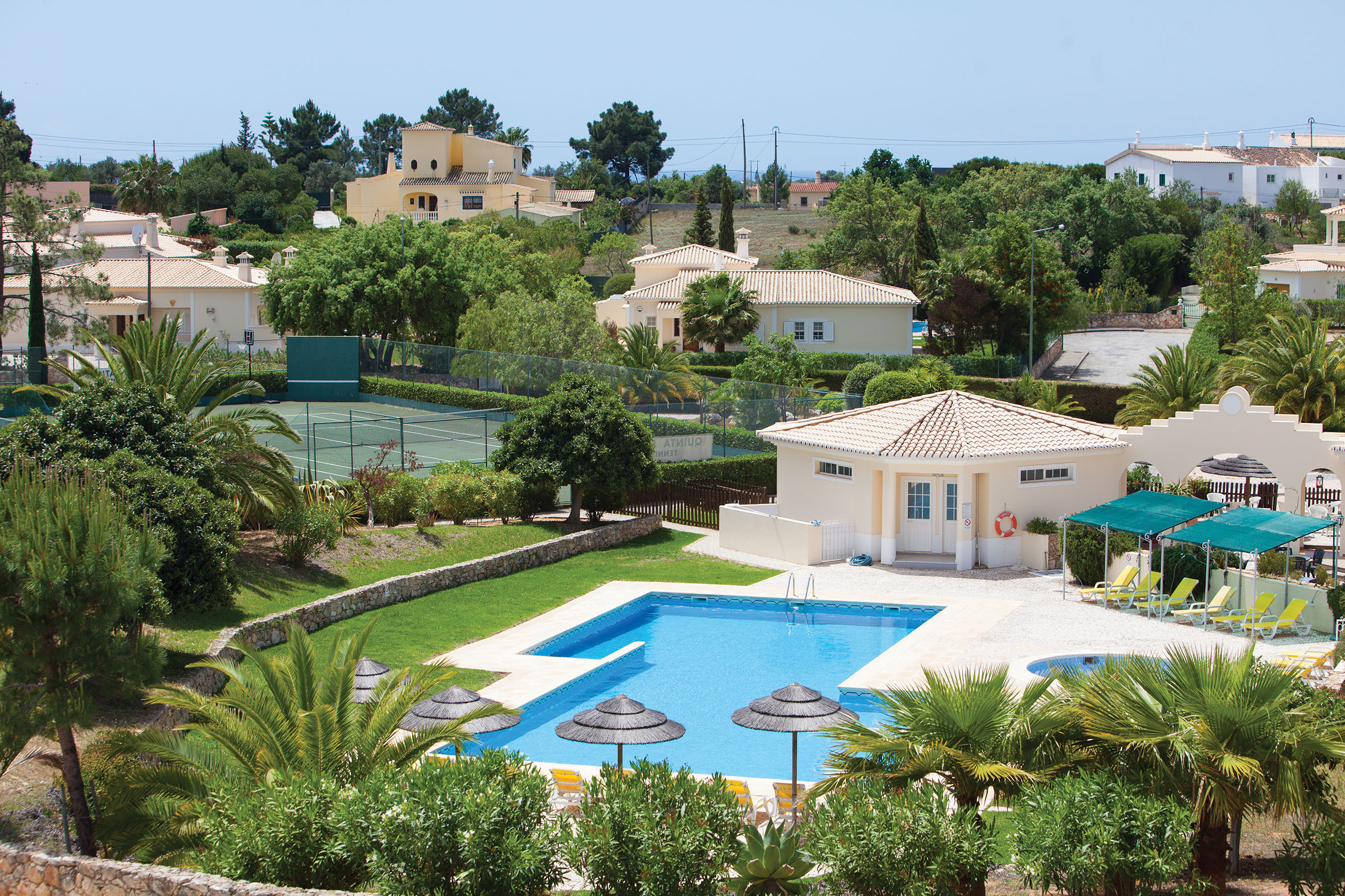Quinta do Rosal is in the countryside in the Vale d'El Rei - the Valley of the Kings - in the Lagoa area of the beautiful Algarve.