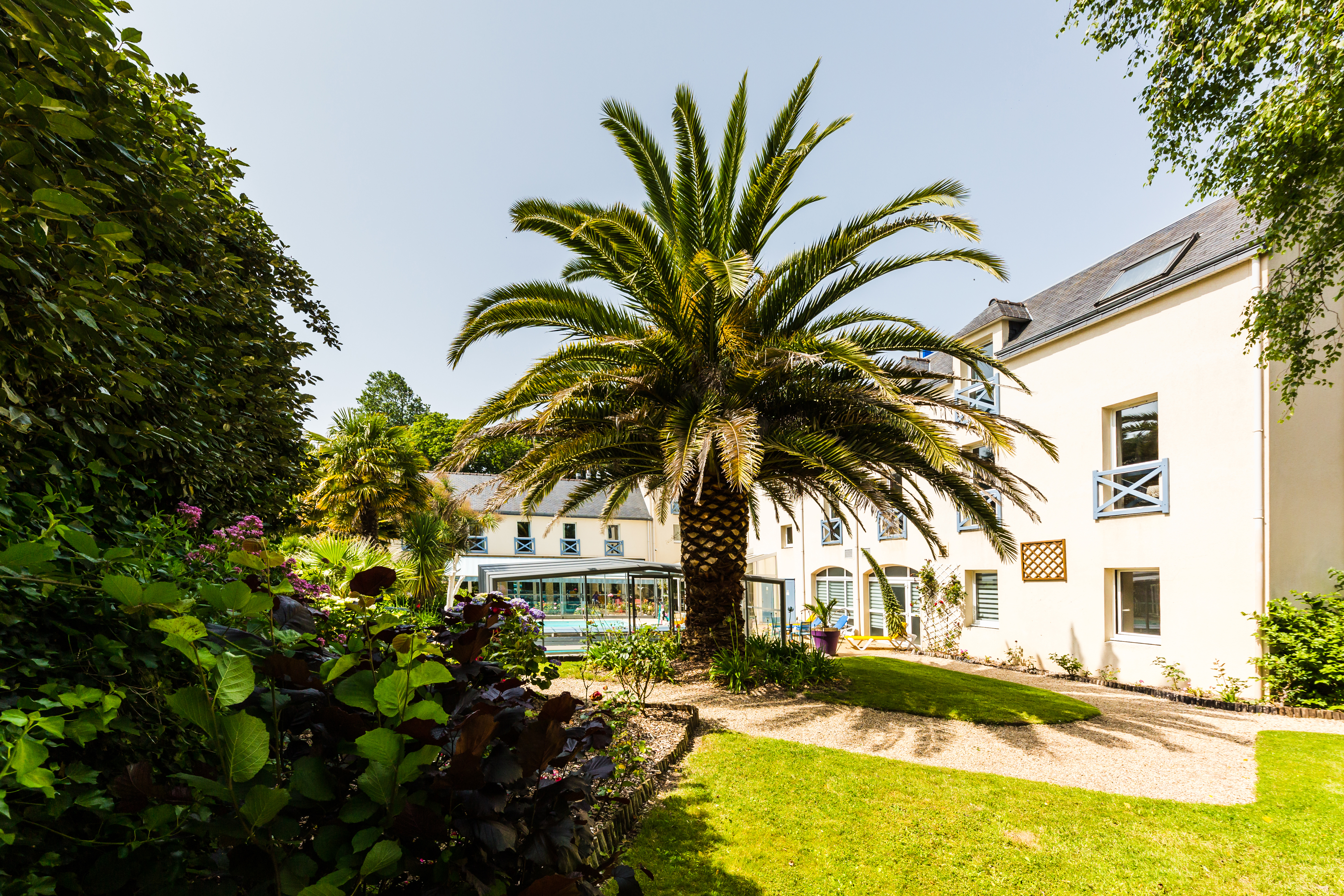View of the Hotel Aigue Marine, Tréguier