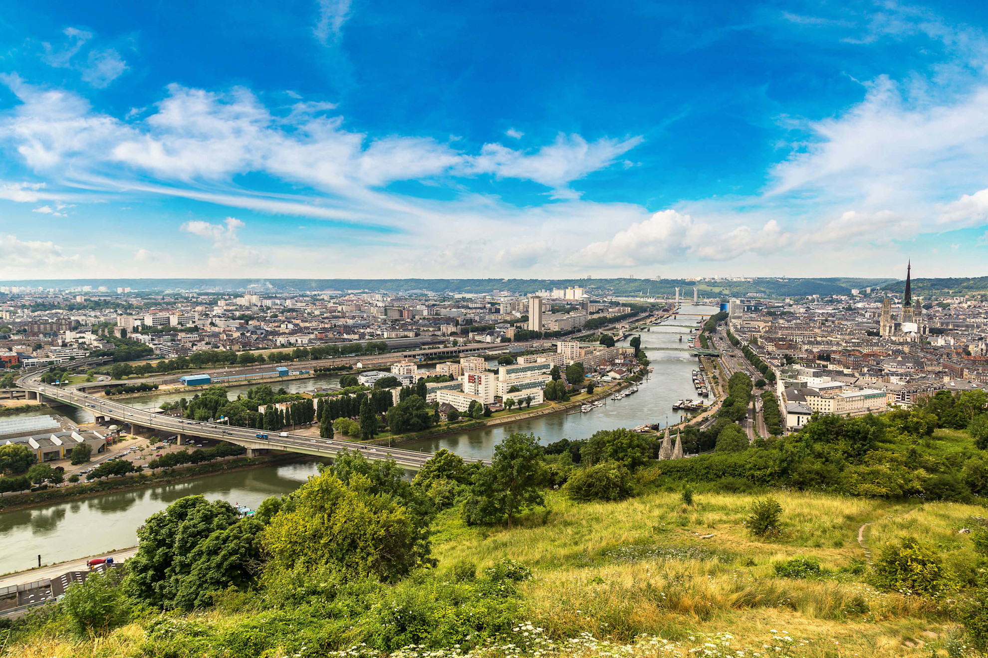 View of the city of Rouen © Shutterstock