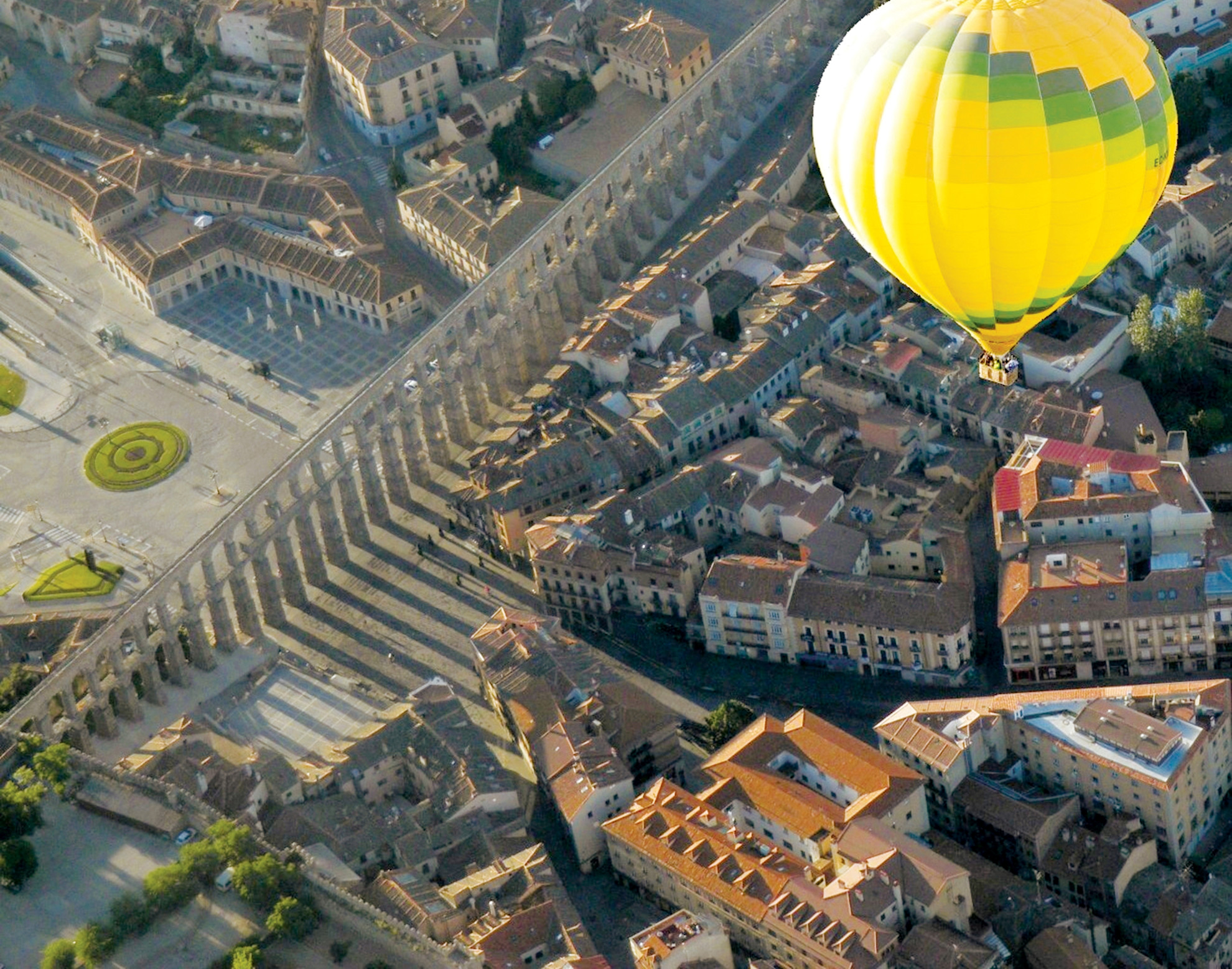 Segovia and its aquaduct