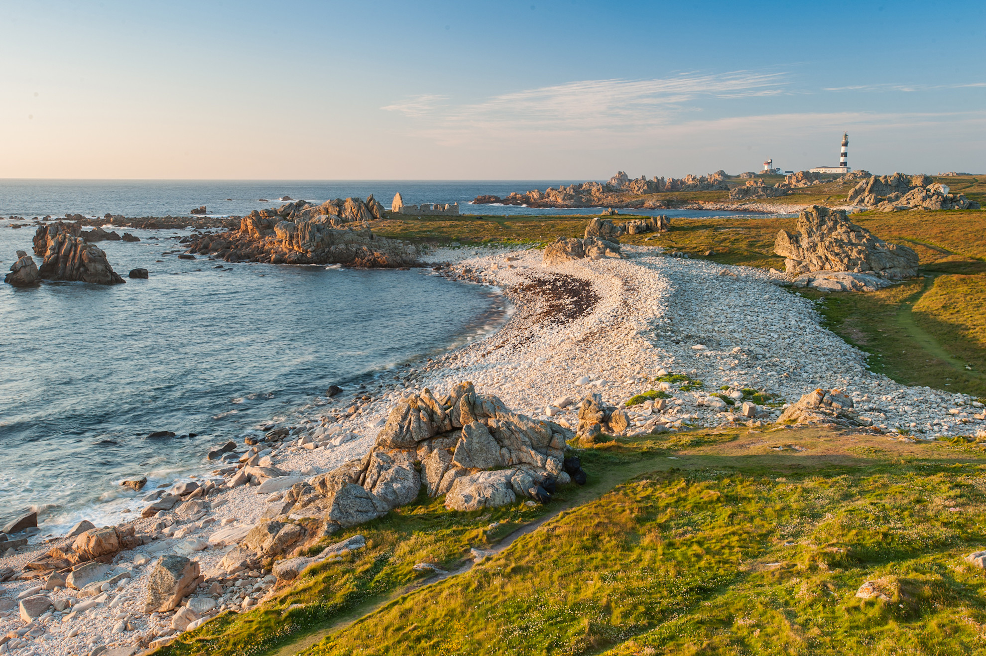 Beautiful rugged coastline of the Ile d'Ouessant © Emmanuel Berthier, BRTC