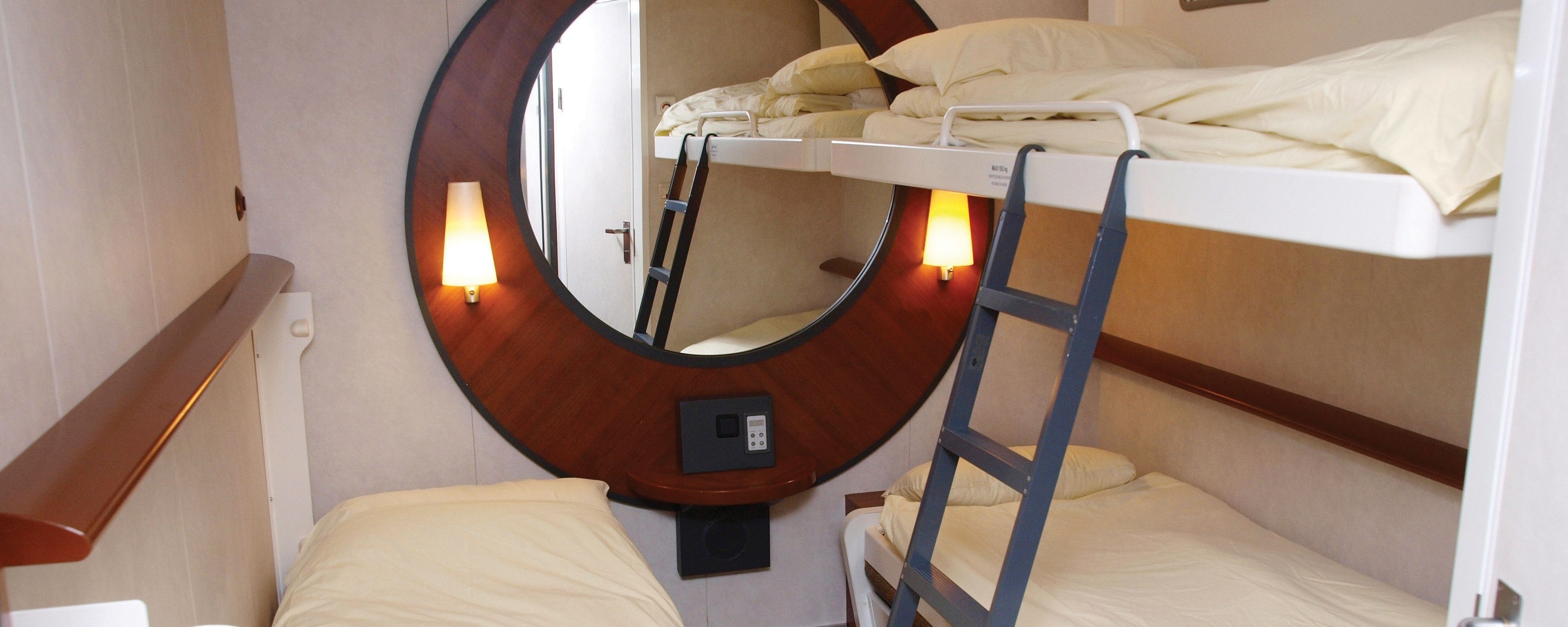 Inside large 2 berth/ 4 berth cabin on board Pont-Aven